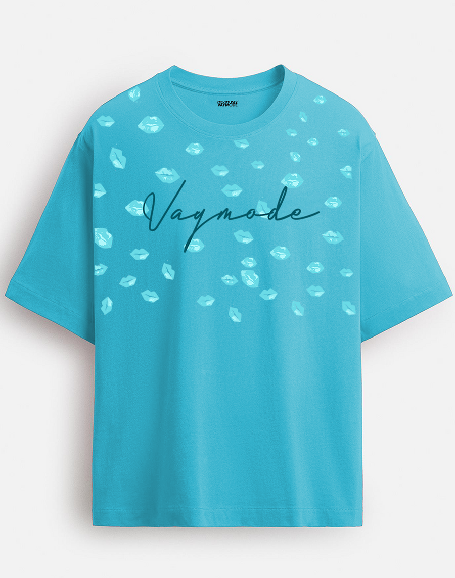 Kisses Tee - aqua blue